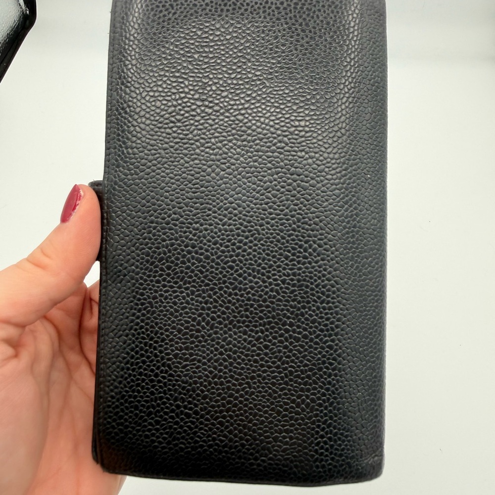 CHANEL Vintage Caviar Kisslock Wallet - Picture 2 of 9